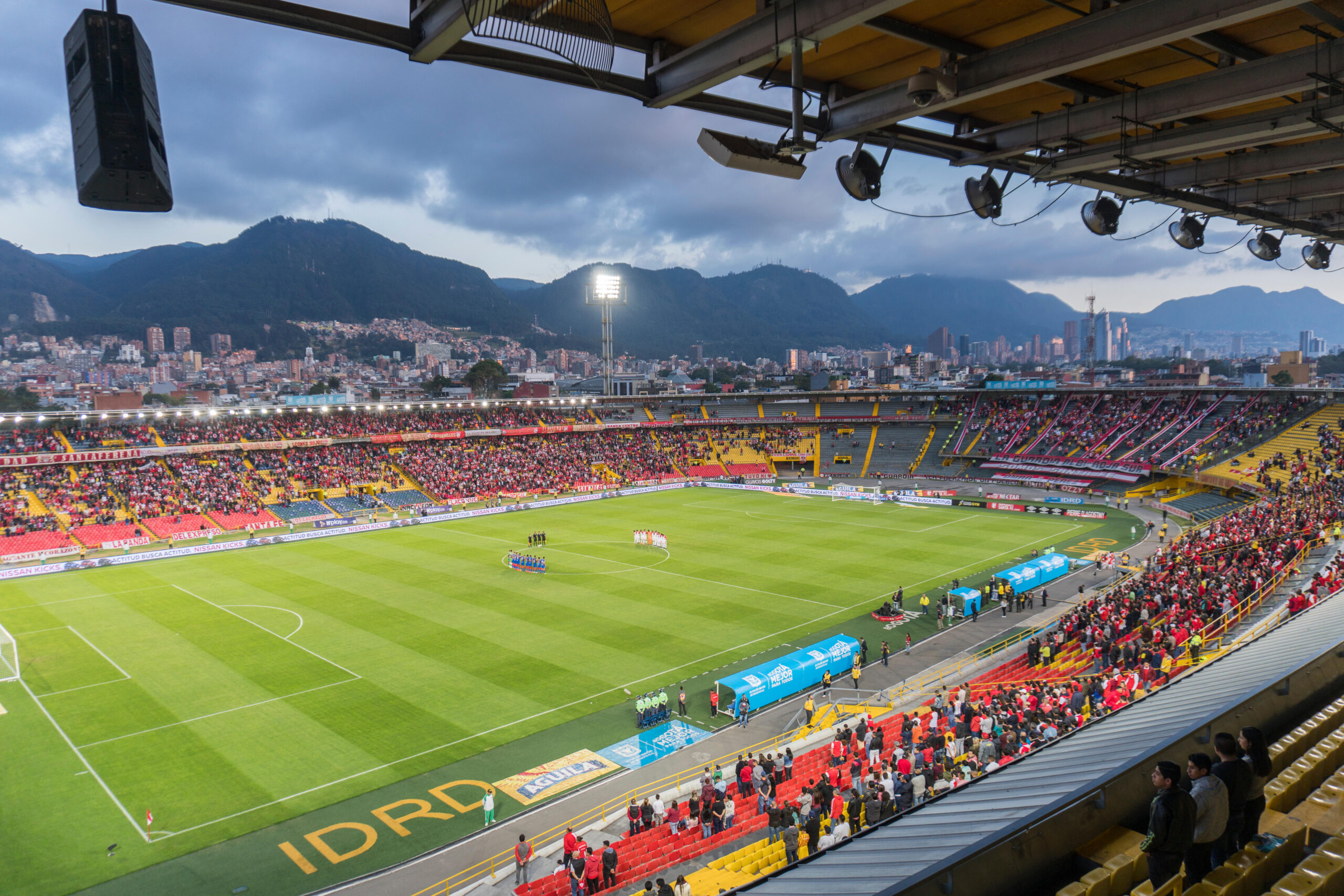 Pronósticos Independiente Santa Fe vs América de Cali Apuestas y cuotas de la Liga BetPlay Dimayor (0208)