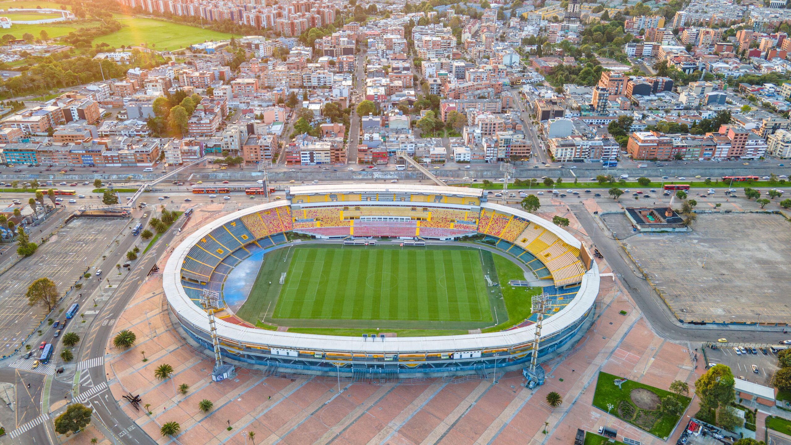 Pronósticos Millonarios vs Junior: Apuestas y cuotas de la Liga colombiana - Finalización 2025