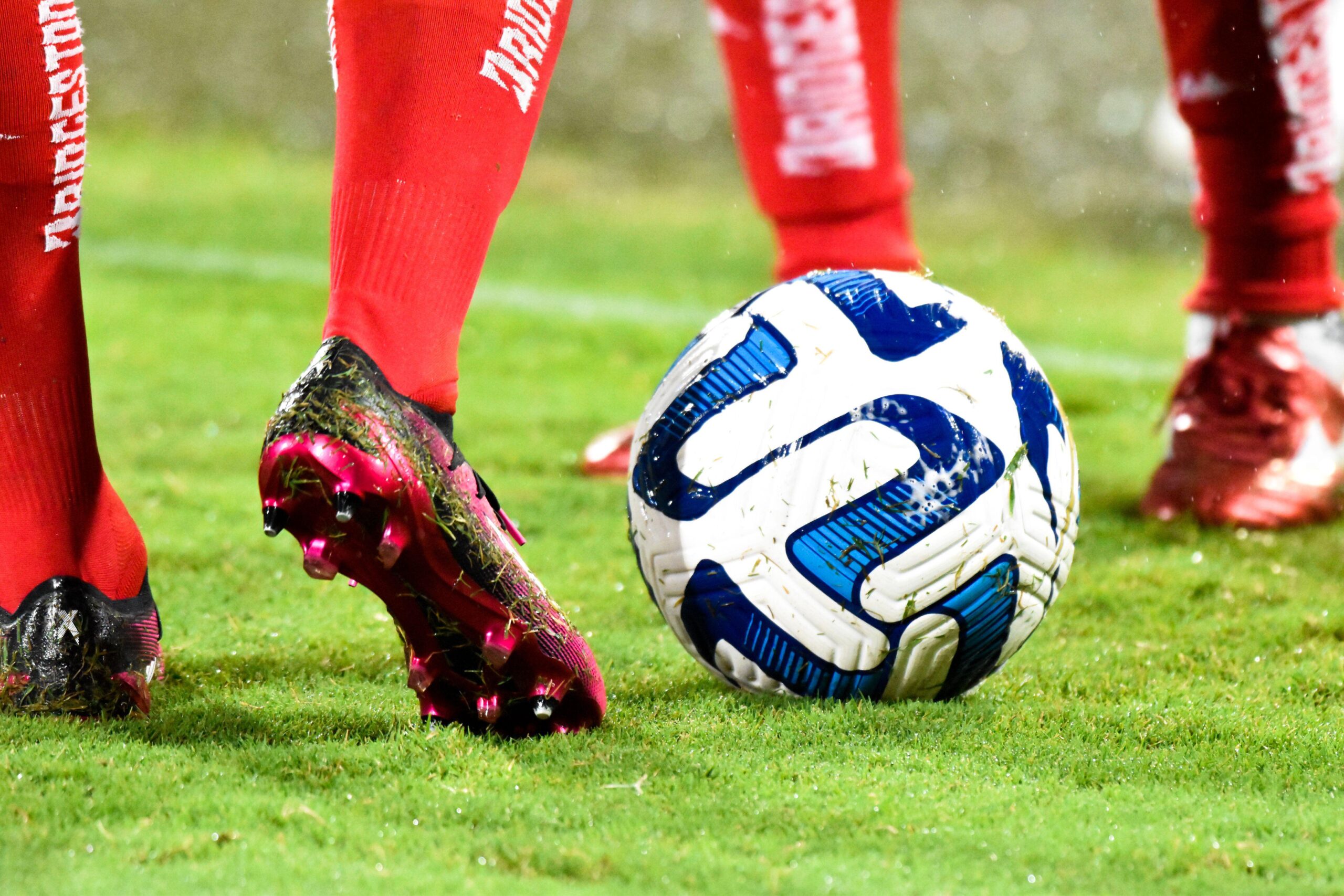 Pronósticos Águilas Doradas vs Millonarios Apuestas y cuotas de la Liga Colombiana - Finalización 2025