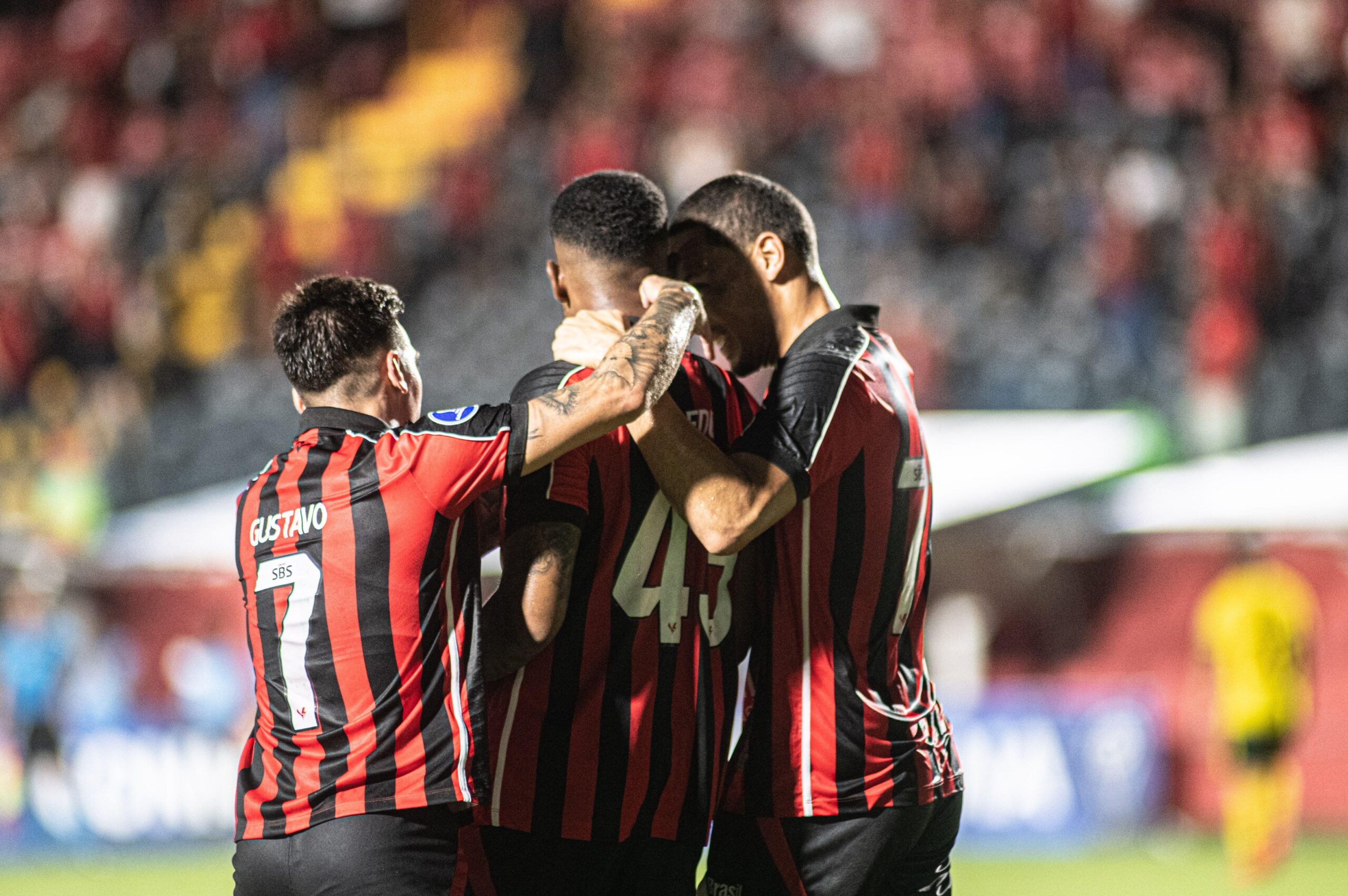 Vitória x Palmeiras odds, palpites e onde assistir - Campeonato Brasileiro (0308)