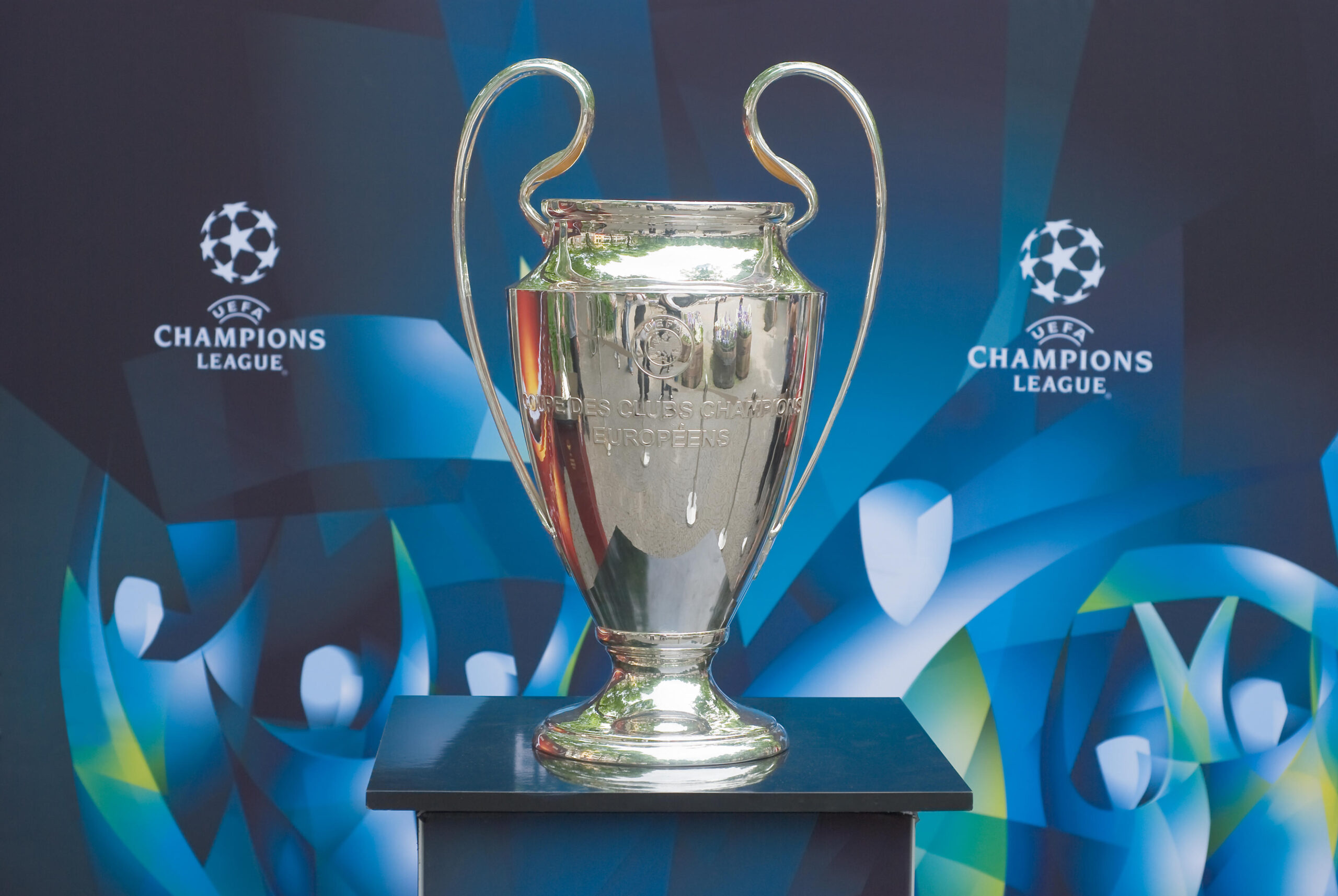 Champions League favoritos, odds, palpites e onde assistir
