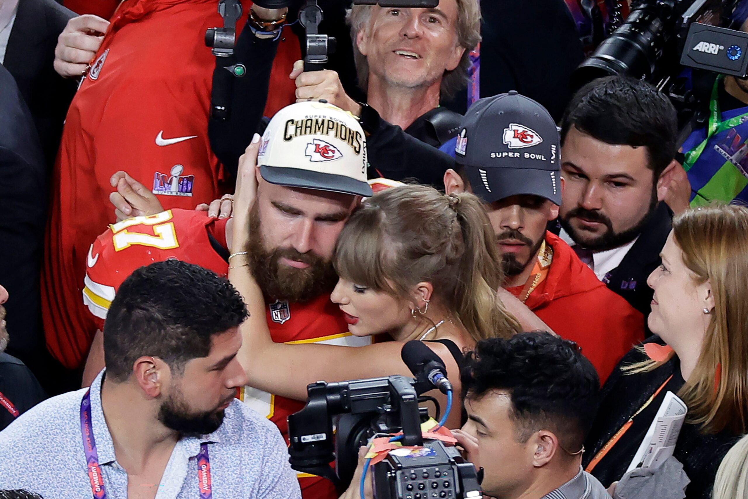 Travis Kelce Quem é o astro da NFL que vai se casar com Taylor Swift