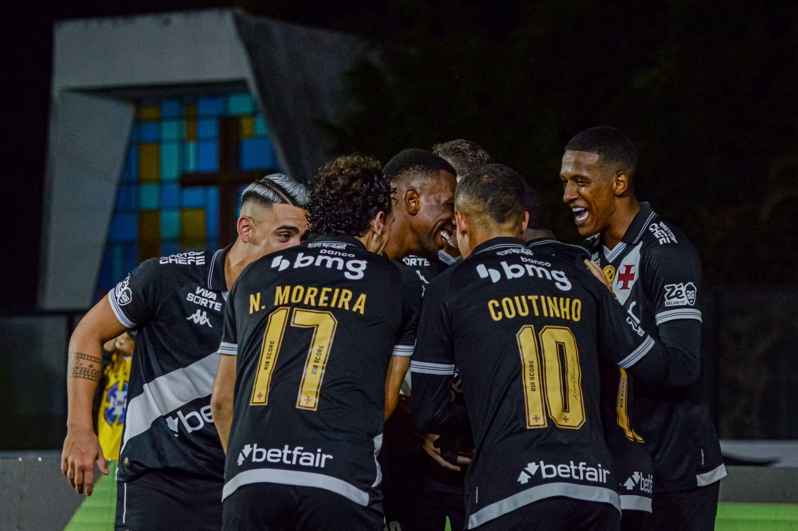 Vasco x Vitória: odds, palpites e onde assistir – Campeonato Brasileiro
