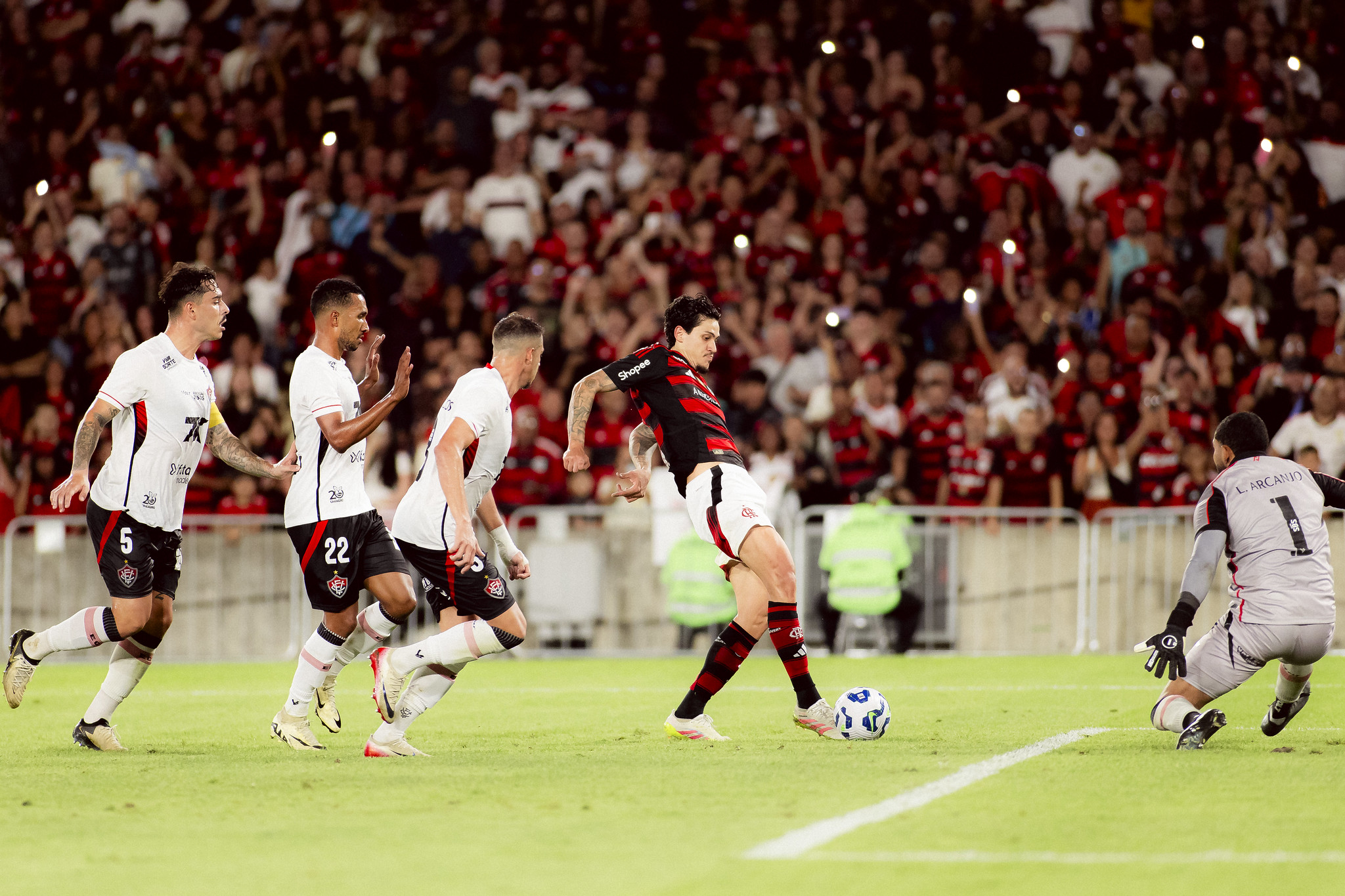 Vitória x Flamengo odds, palpites e onde assistir - Campeonato Brasileiro