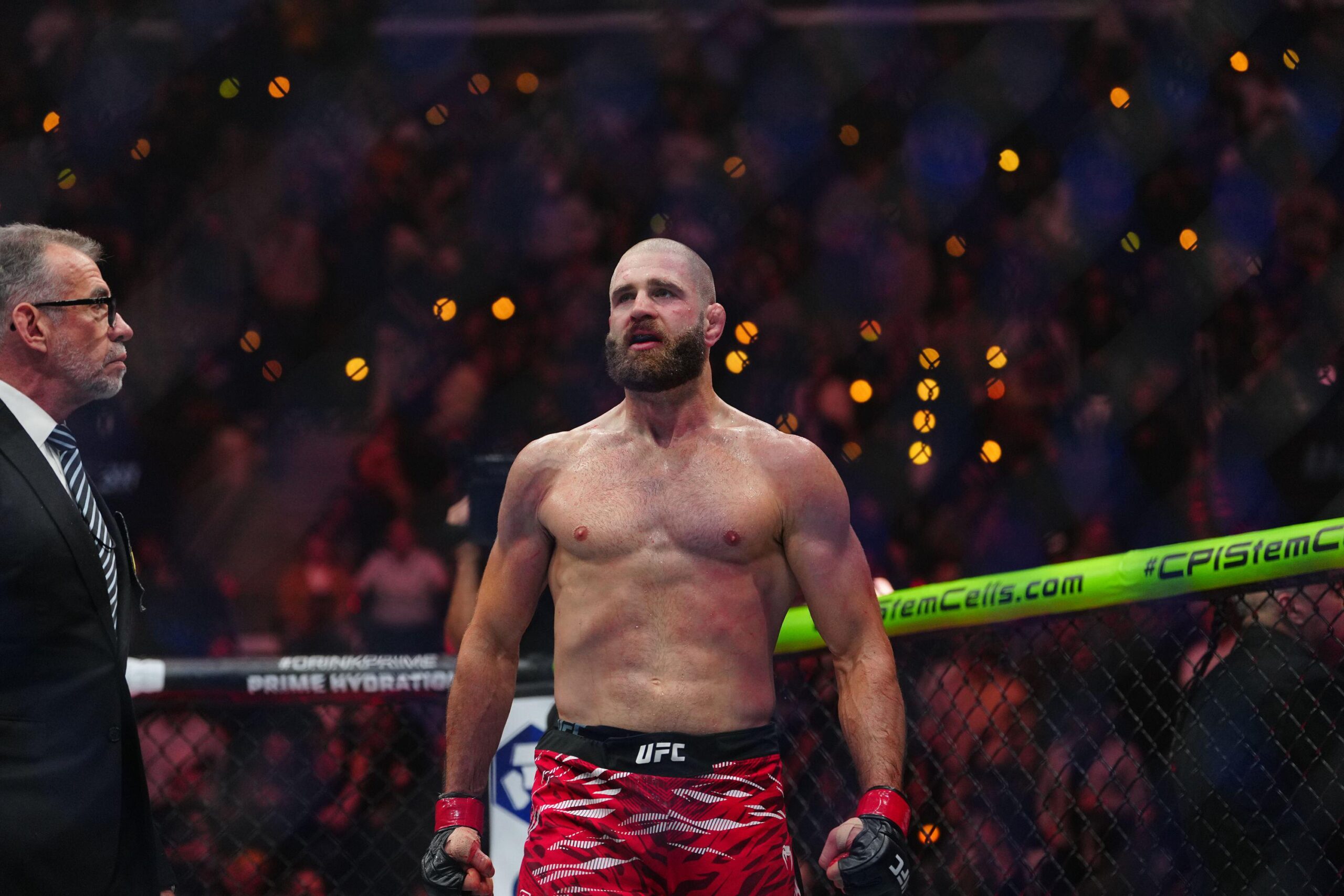 Prochazka x Ulberg odds e palpites do UFC 327